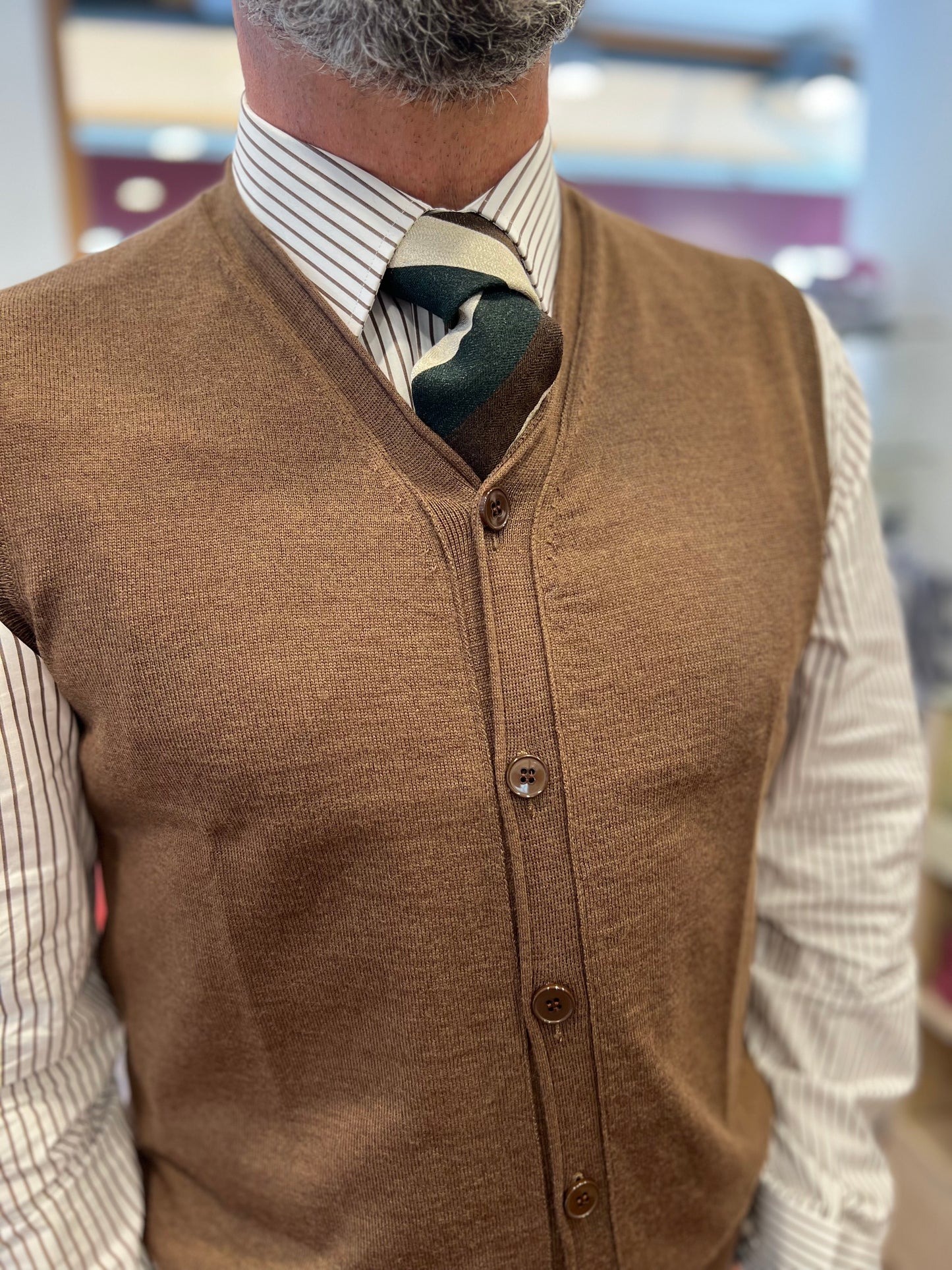 Gilet lana con bottoni