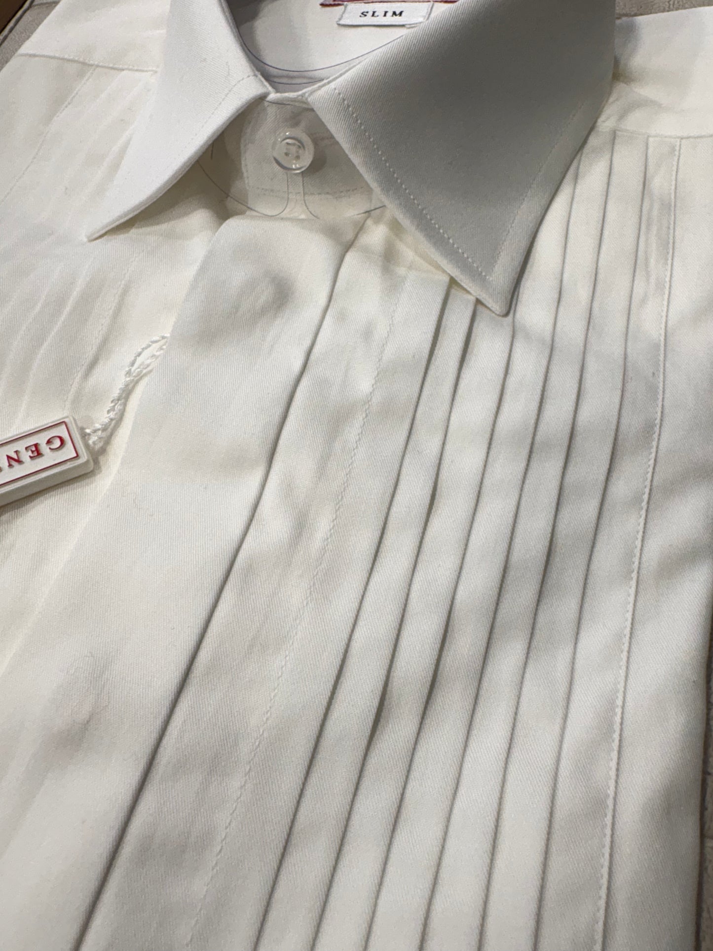 Camicia elegante con piegoline METÀ PREZZO!