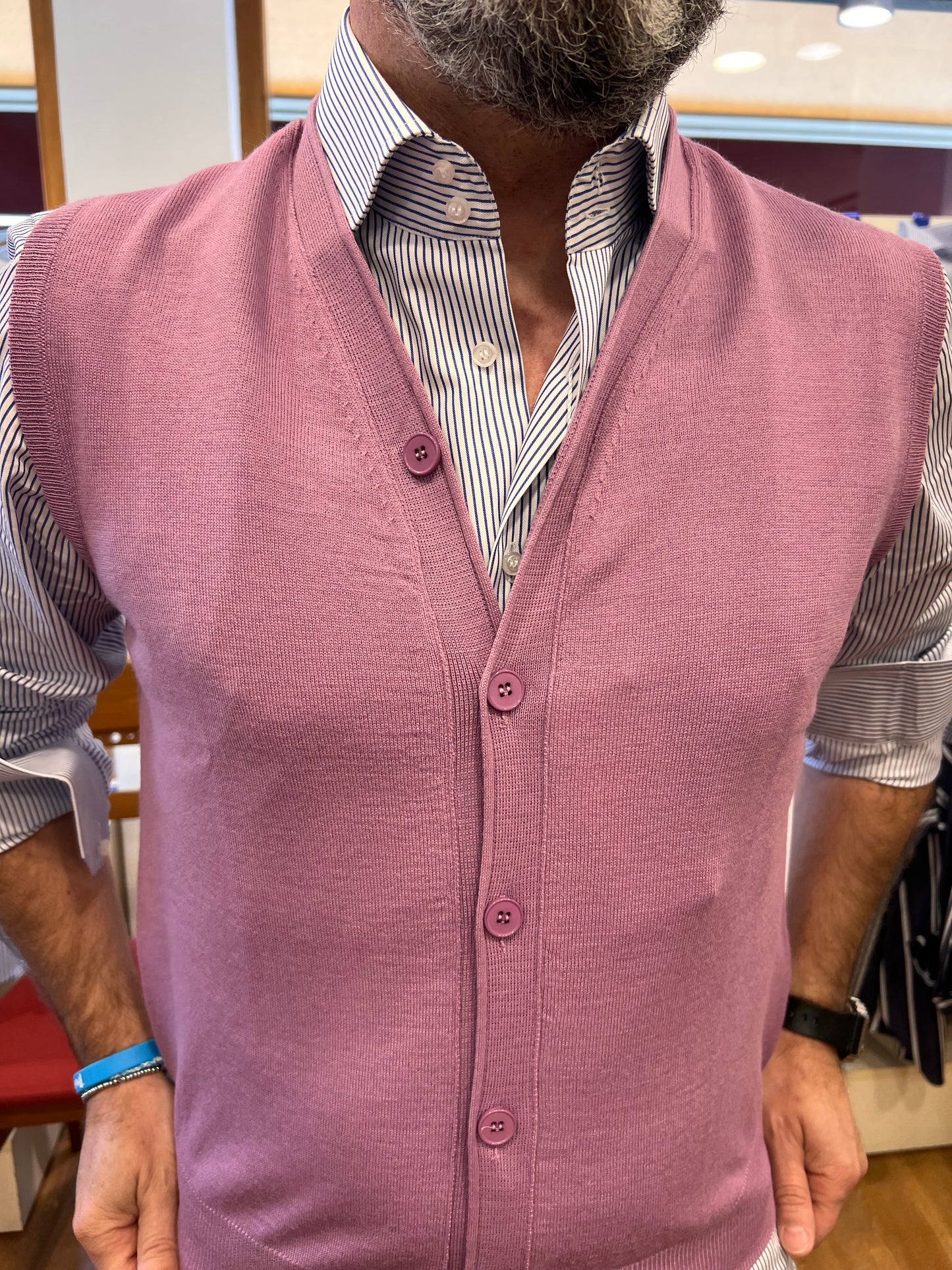 Gilet lana con bottoni