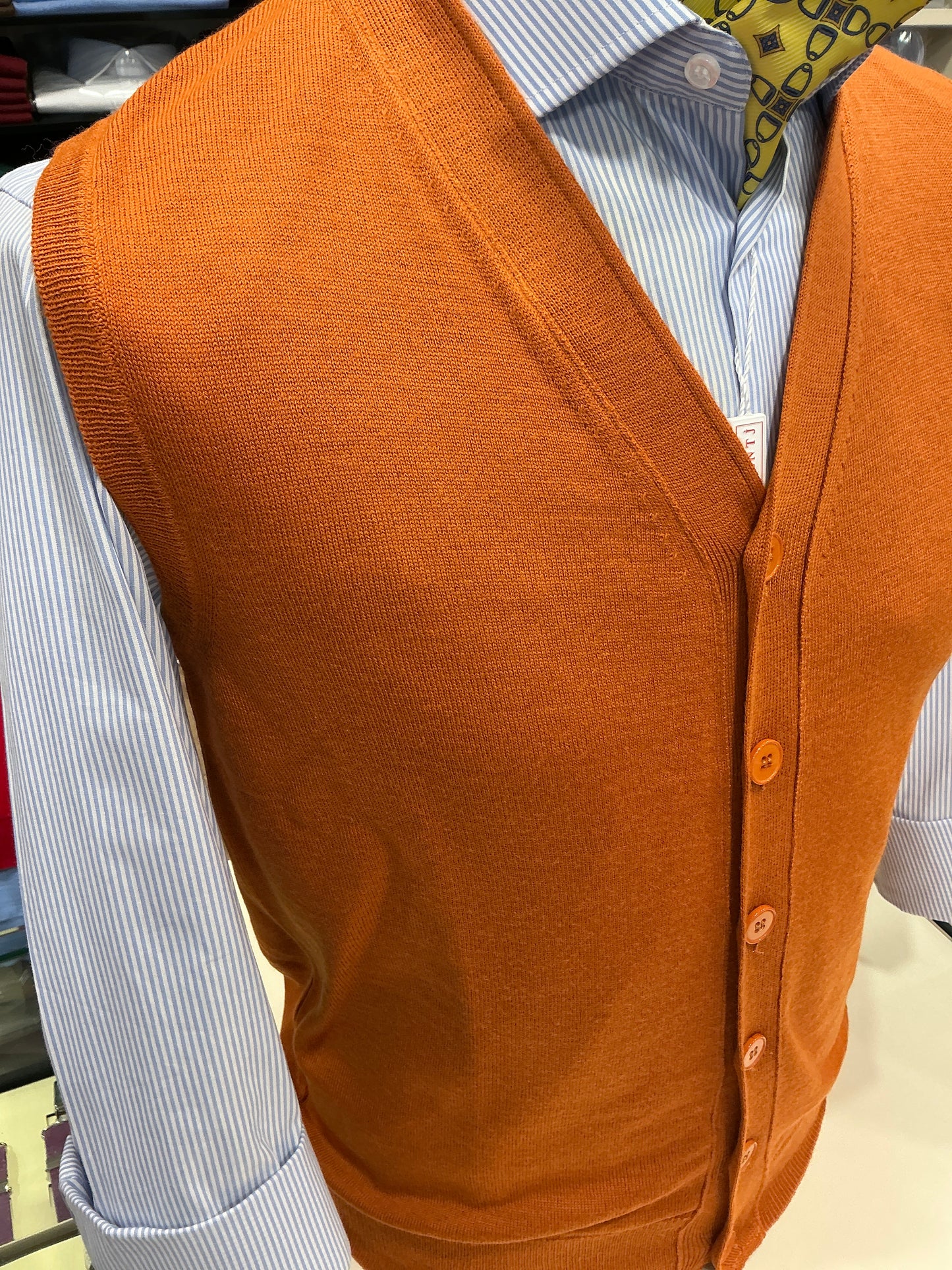 Gilet lana con bottoni
