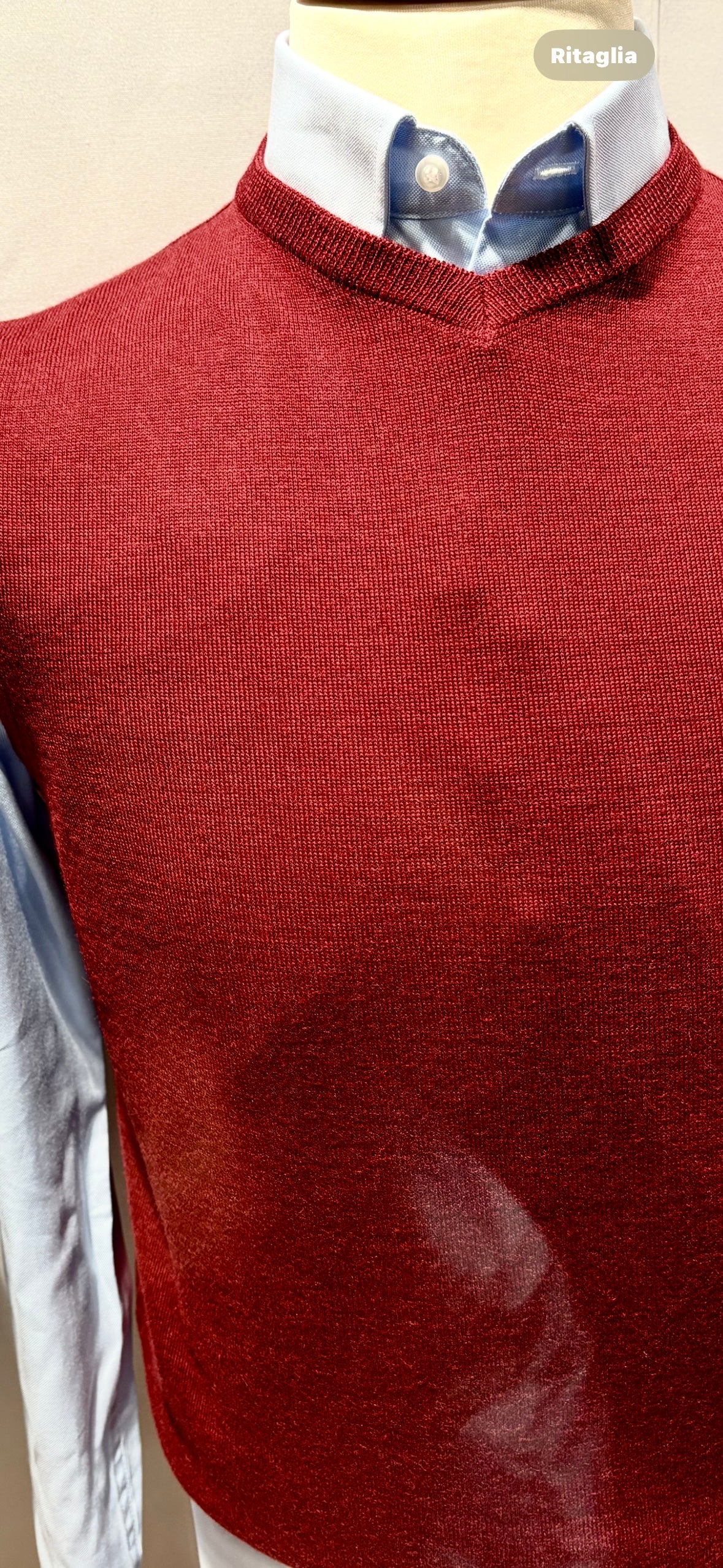 Gilet lana con piccolo scollo a V